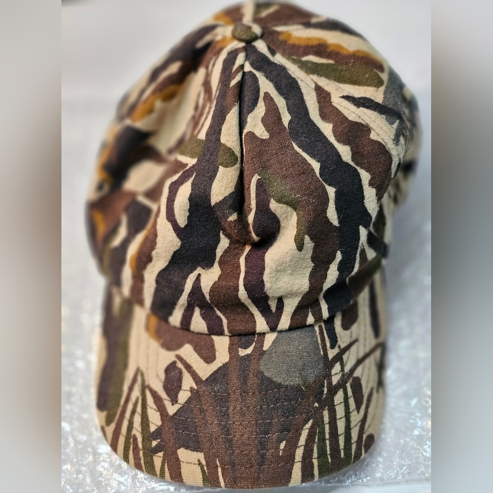 Vintage Rattlers Brand camo hat